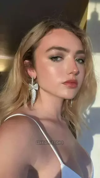 arlen torres add Peyton List Nide photo