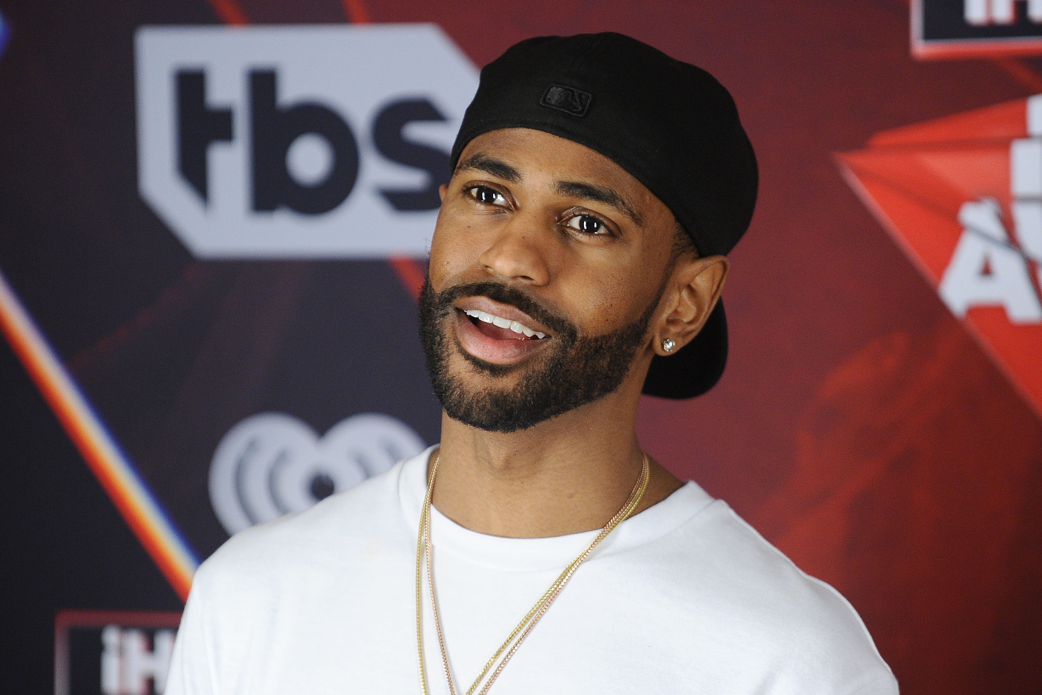 brit wells add Naked Male Rappers photo