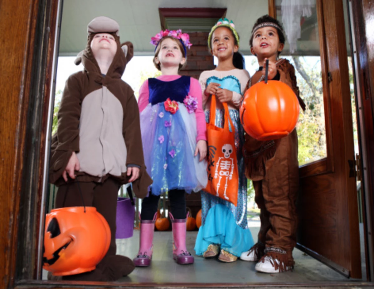 connor alvarez add Trick Or Treating Dezmall photo
