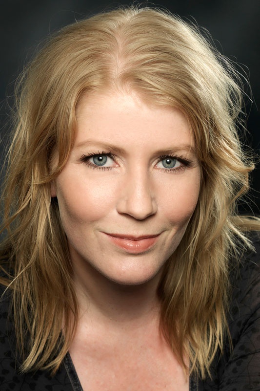 amanda oliversen add Charlotte Gullberg photo