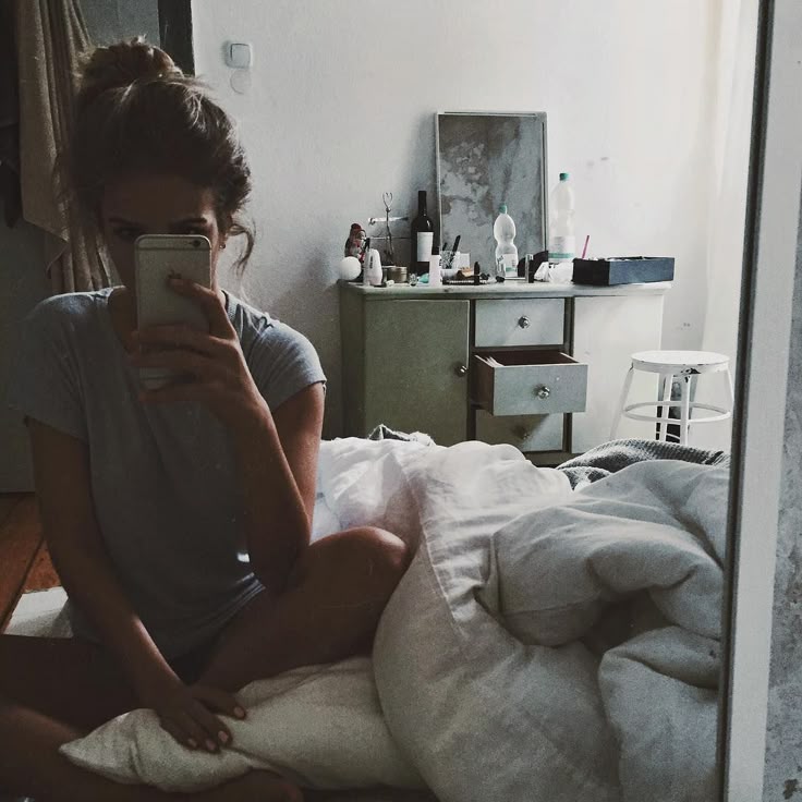 belky martinez add Nude Selfie In Bed photo