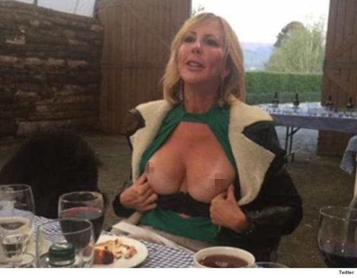 dave schreiber add Naked Housewives photo