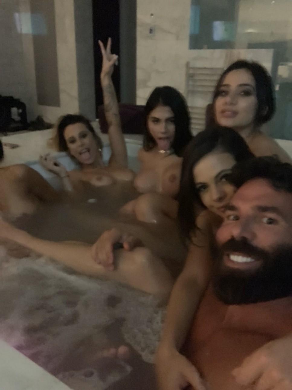 dinuka madushan add Amanda Onlyfans Leaks photo