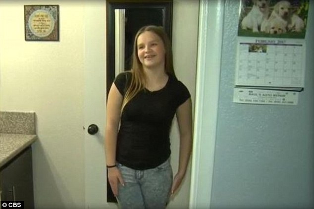 clancy lowis add Naked Niece photo