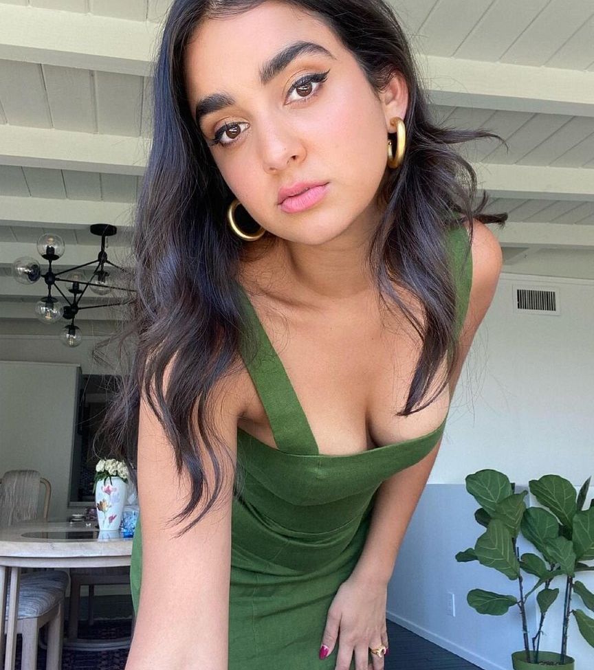 beth teodoro add Geraldine Viswanathan Nude photo