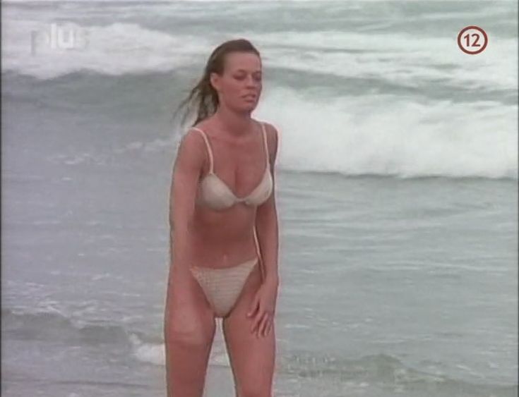brahim hoti add Jeri Ryan Naked photo