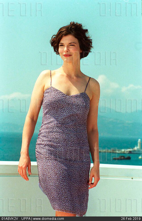 deah rabe add Jeanne Tripplehorn Hot photo