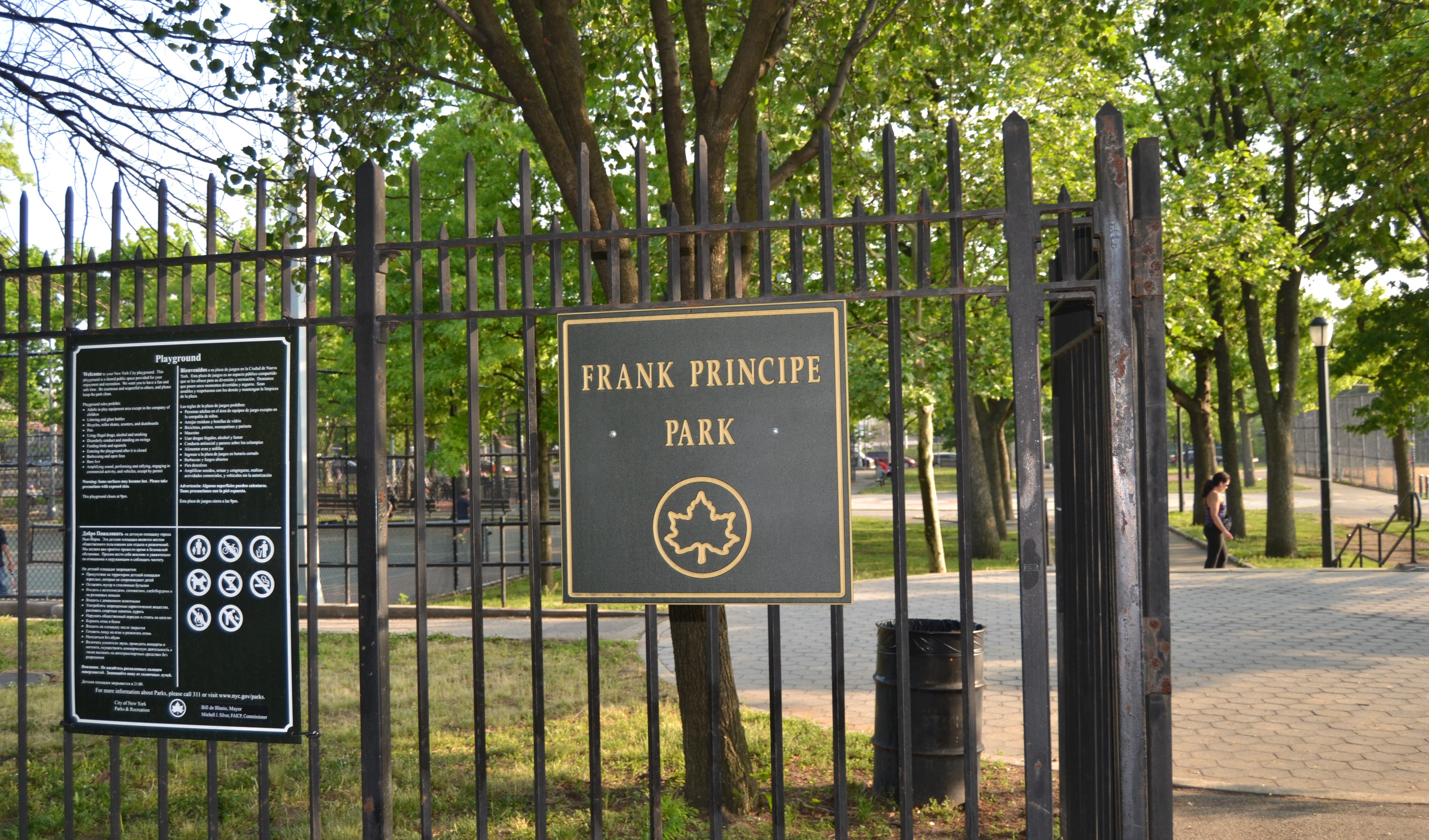 audra short add Voyeur Park photo