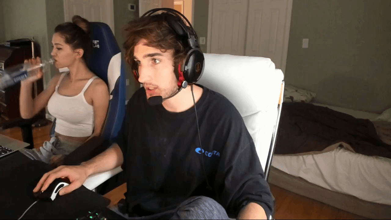 cynthia briggs add Stpeach Nipple photo