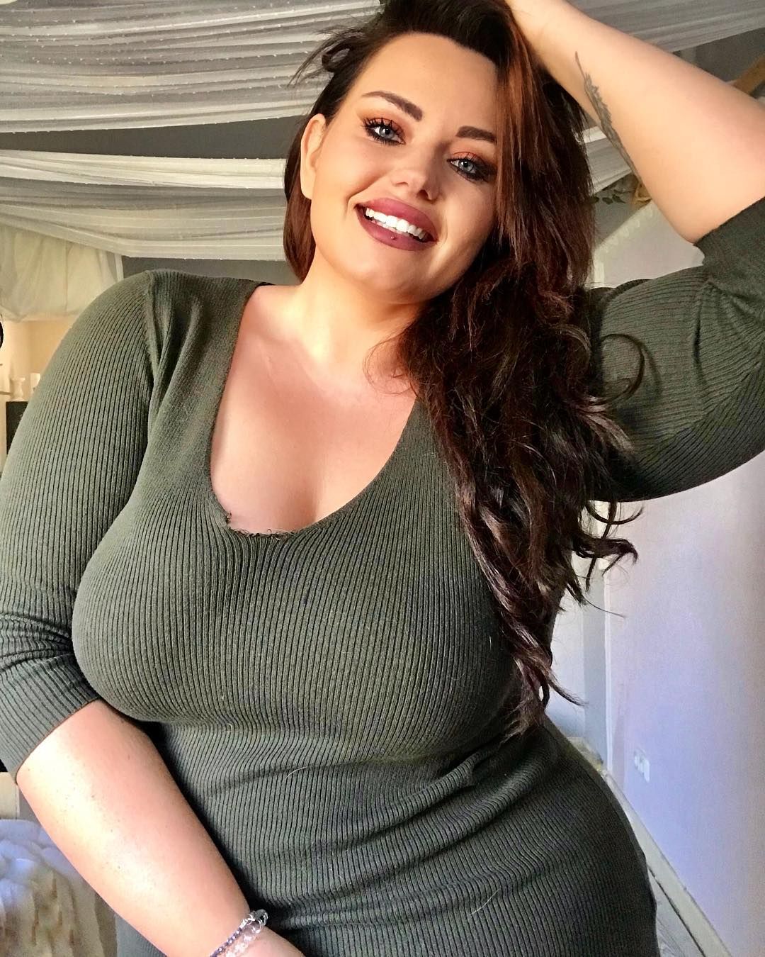 deepak mahey add Thick Brunette Anal photo