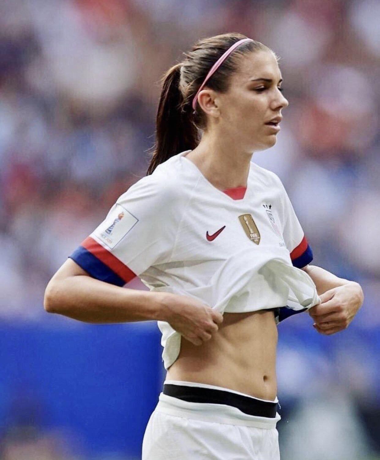 cynthia malek add Alex Morgan Booty photo