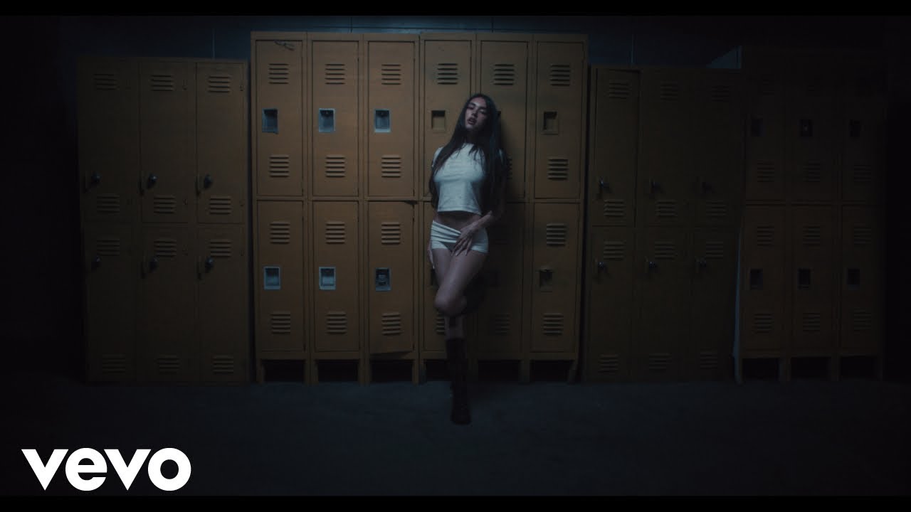 ann awan add Madison Beer Fap photo