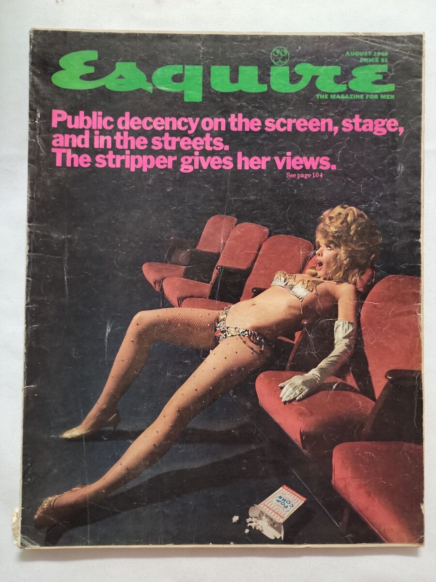 Stripper In Public 3474