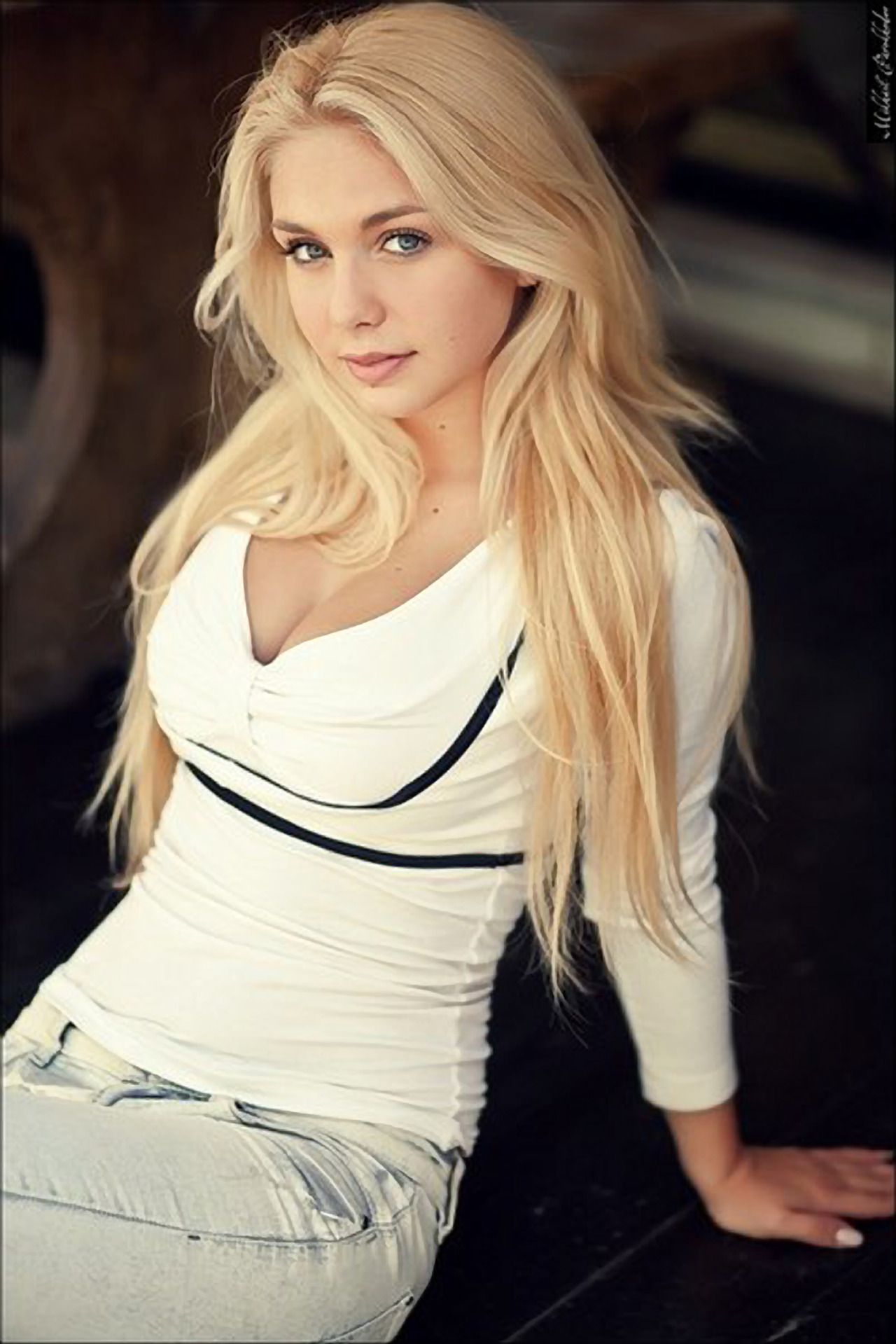 chandra hayes add Sexy Naked Blonde Woman photo
