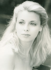 bree asher add Sara Cosmi photo
