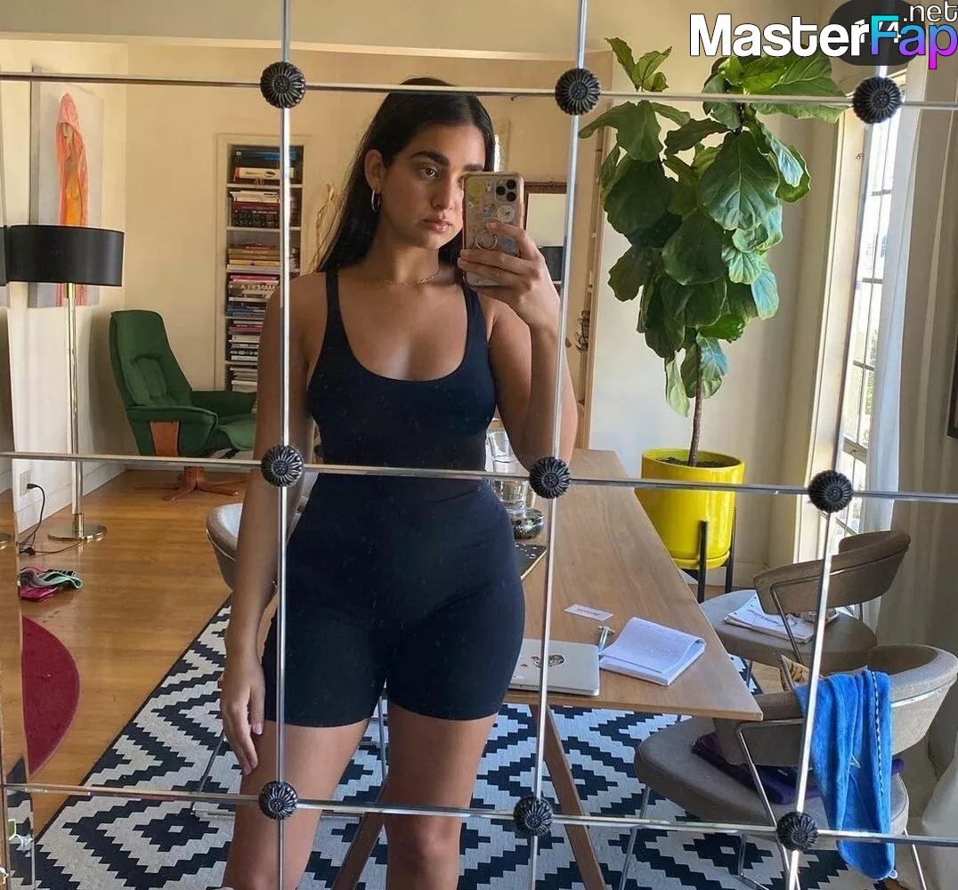 Geraldine Viswanathan Nude 13299