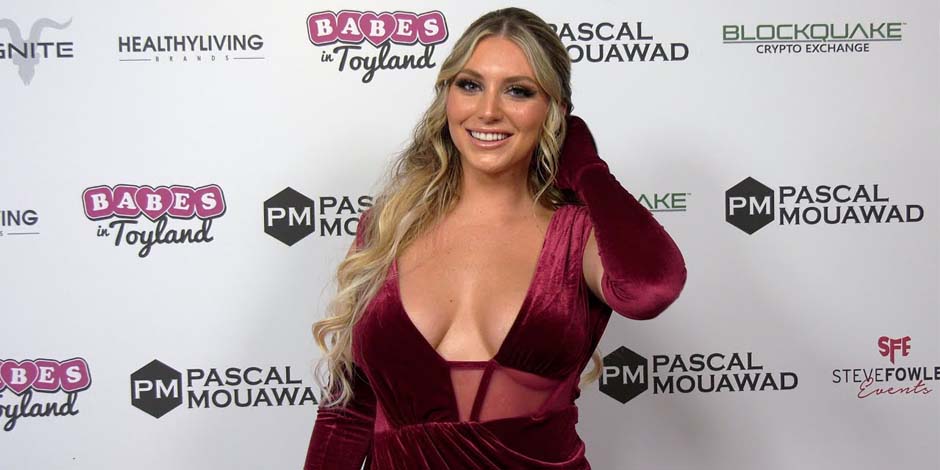 bonita bey add Melissa Stratton Kayley Gunner photo