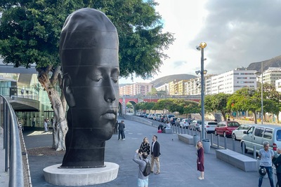 cody welch add Head In Public photo