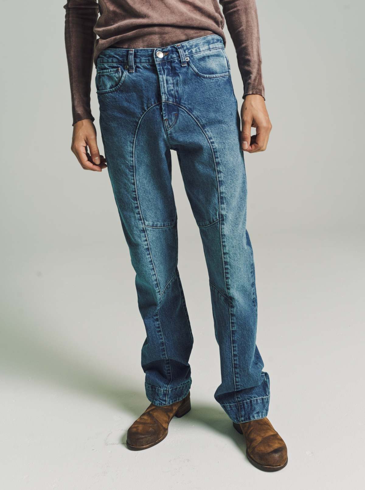carlos eduardo vasquez add Cuming In Jeans photo