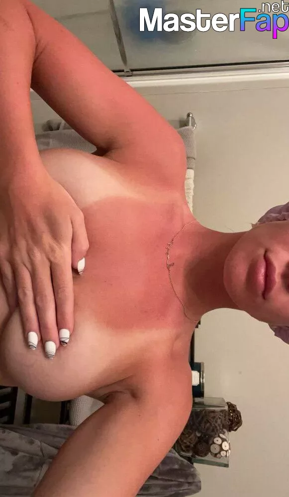 brad kuipers add Lizzy Wurst Naked photo