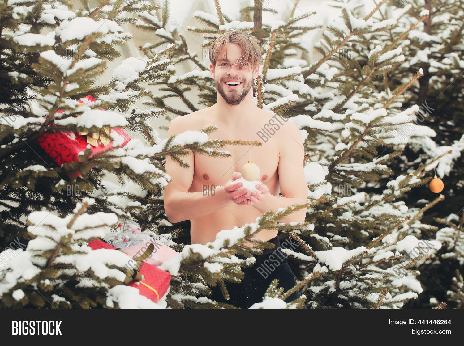 audrey cochran add Naked Men In Snow photo