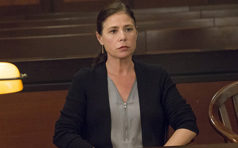 ariel ayuban add Maura Tierney Hot photo