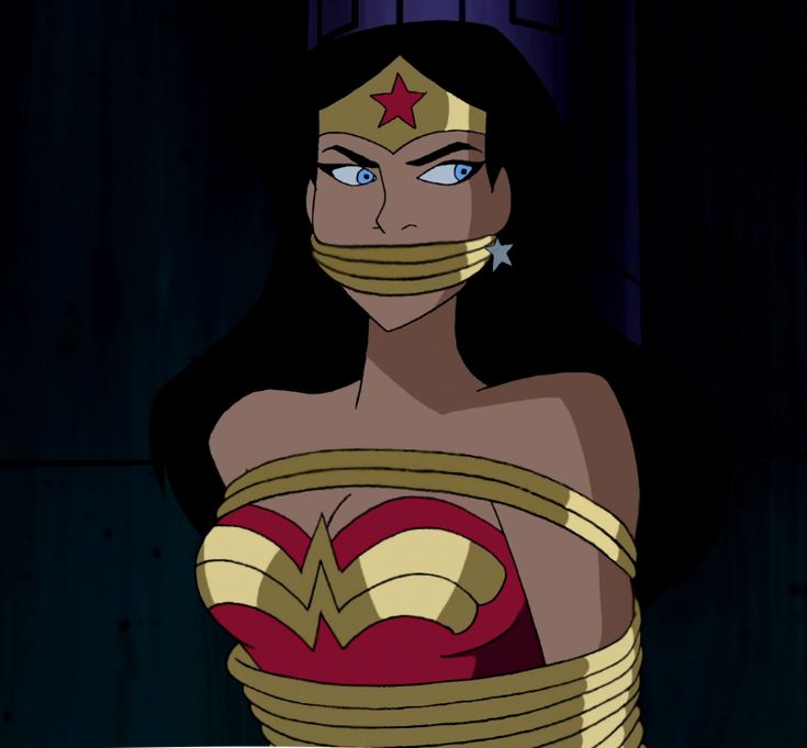 arielle aknin add Wonder Woman Henti photo