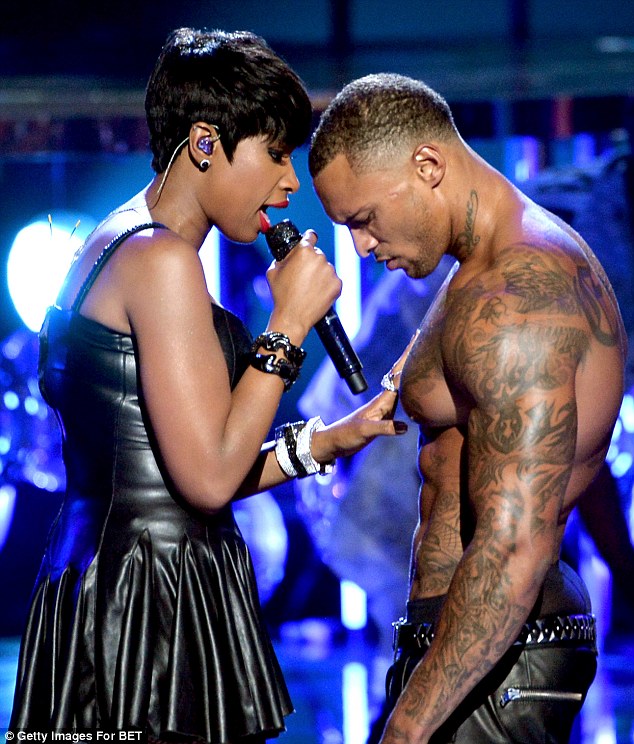 arielle spears add Jennifer Hudson Nude photo