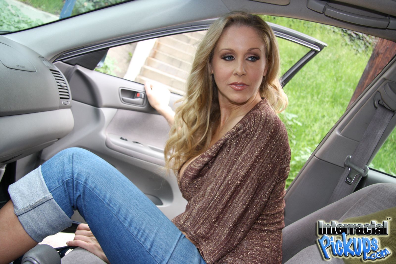 christy donovan add Julia Ann Interracial photo