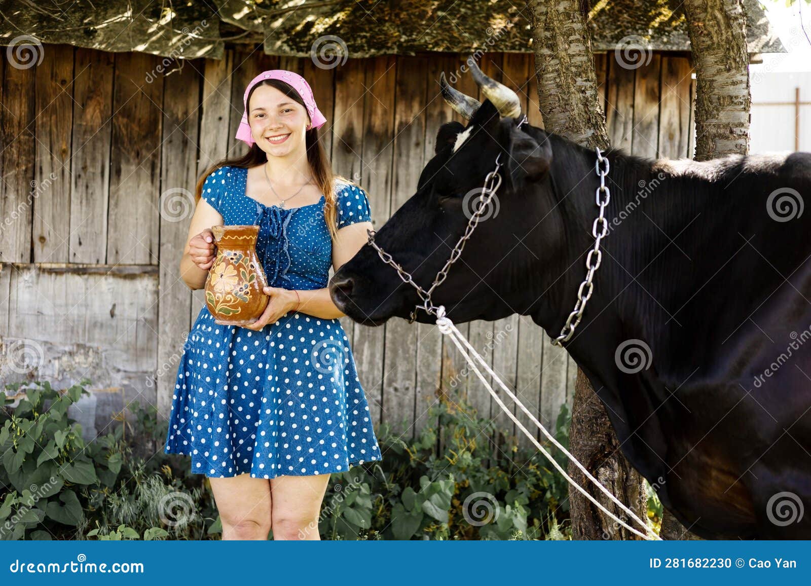 amy mongeau add Milking Cam photo