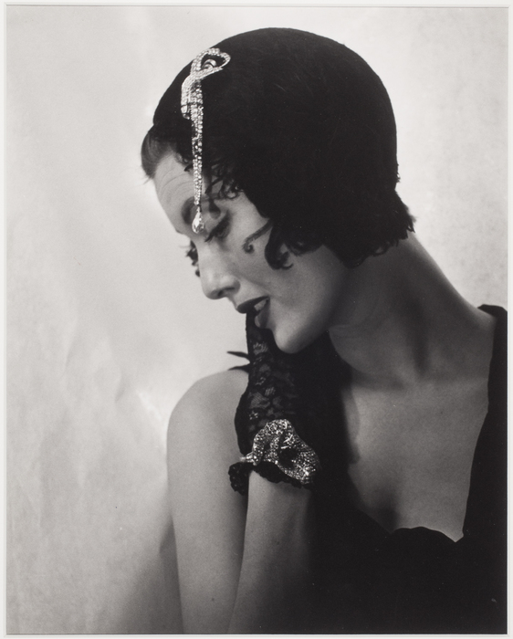 boyu wang add Paris Dahl photo