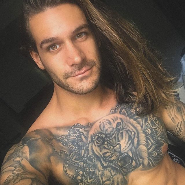 dan bloor add Papi Kocic Pol Prince photo