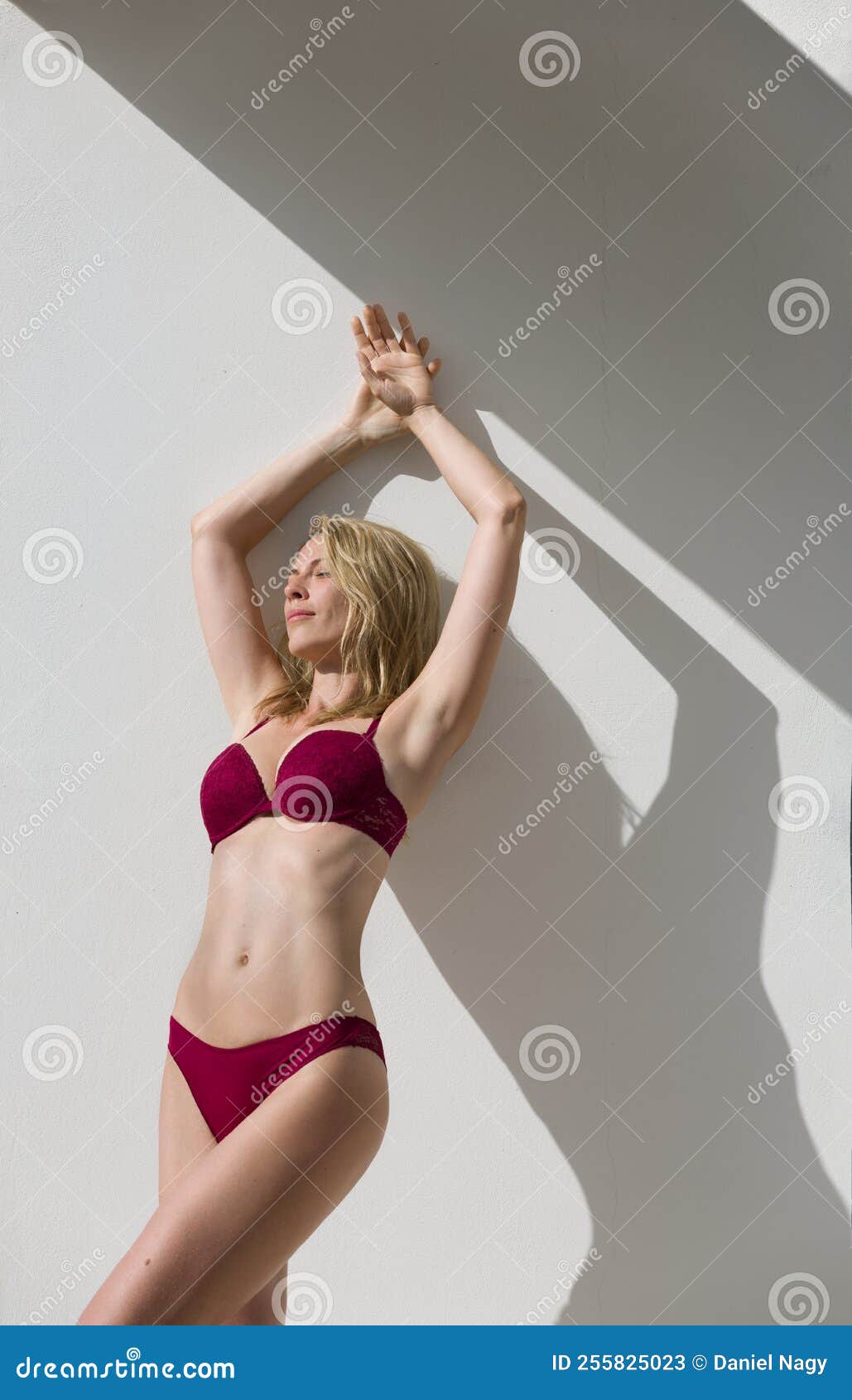 diela iela add Blonde Molf photo