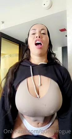 chris hearne add Queen Rogue Onlyfans Videos photo