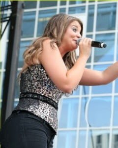 benny hogan add Lauren Alaina Ass photo