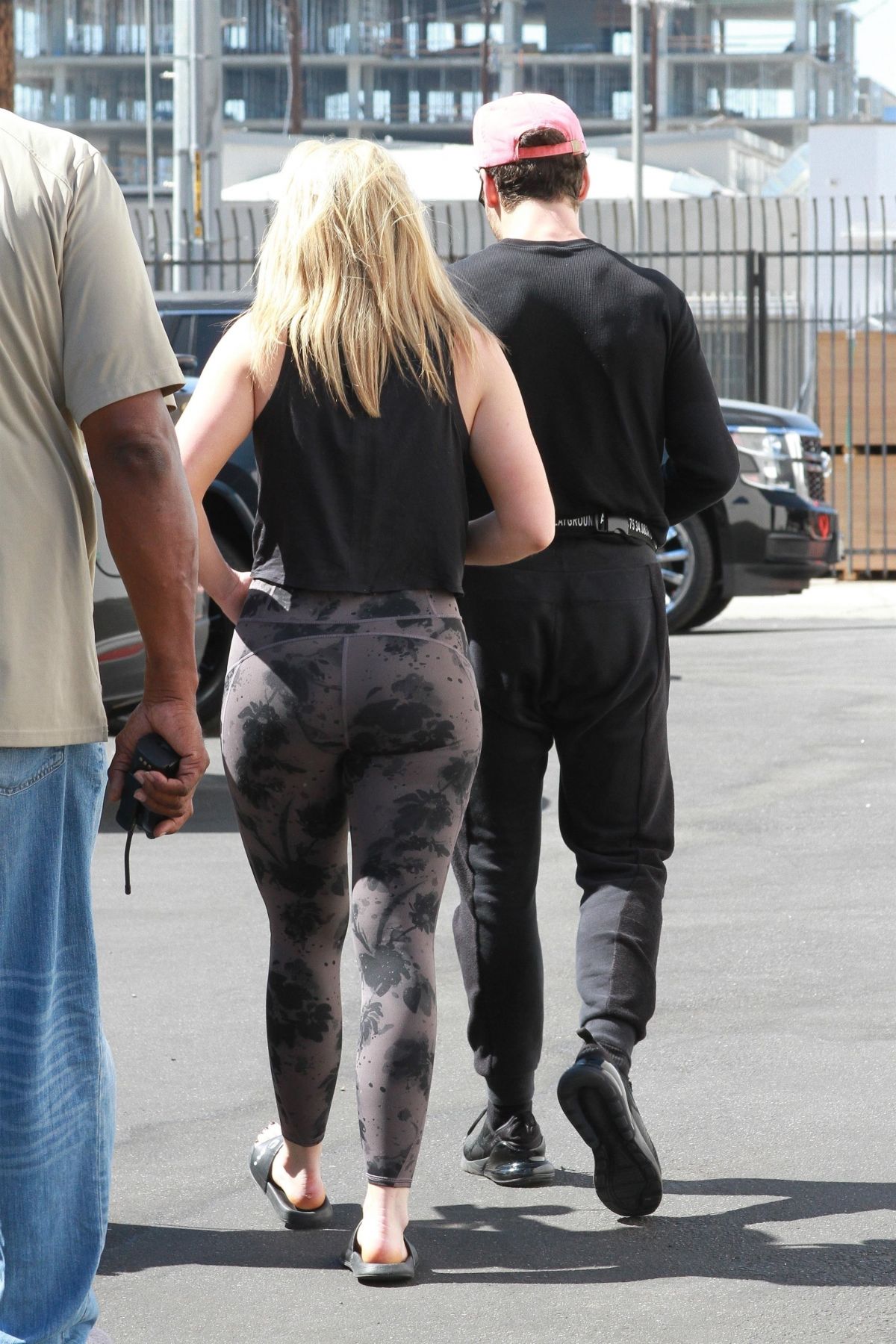 donna ibay add Lauren Alaina Ass photo