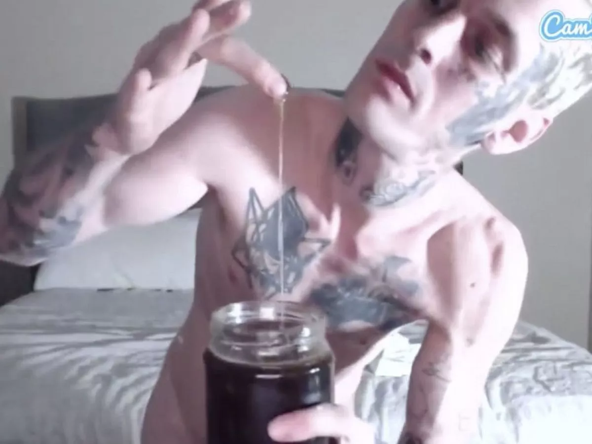 boss trey add Nude Aaron Carter photo