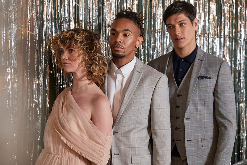 aruna avula add Prom Hub photo