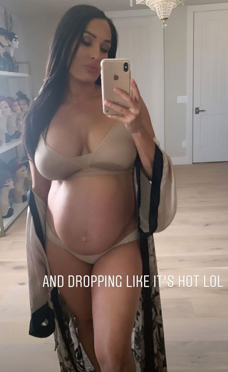 damien guzman add Naked Nikki Bella photo