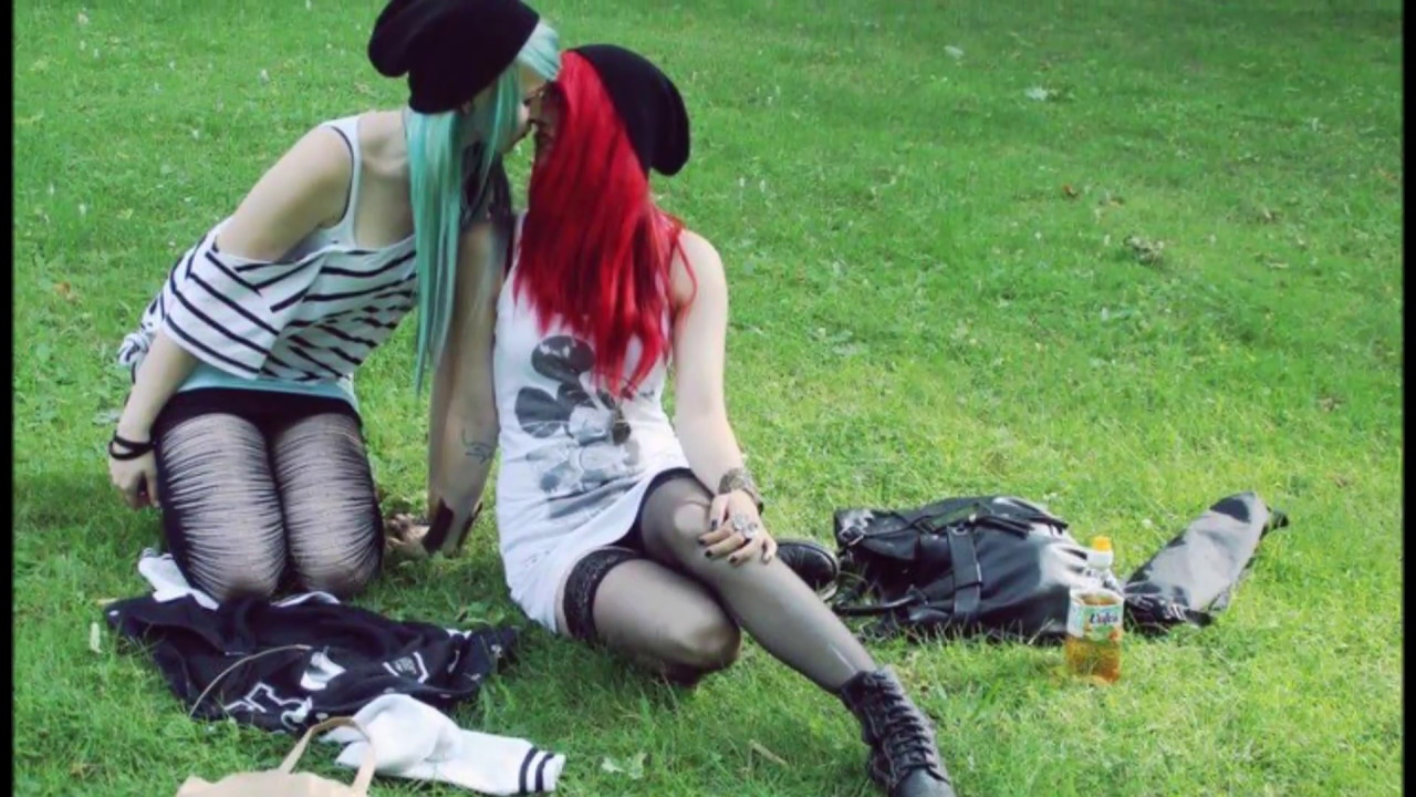 dale forsythe add Emo Lesbian Strapon photo