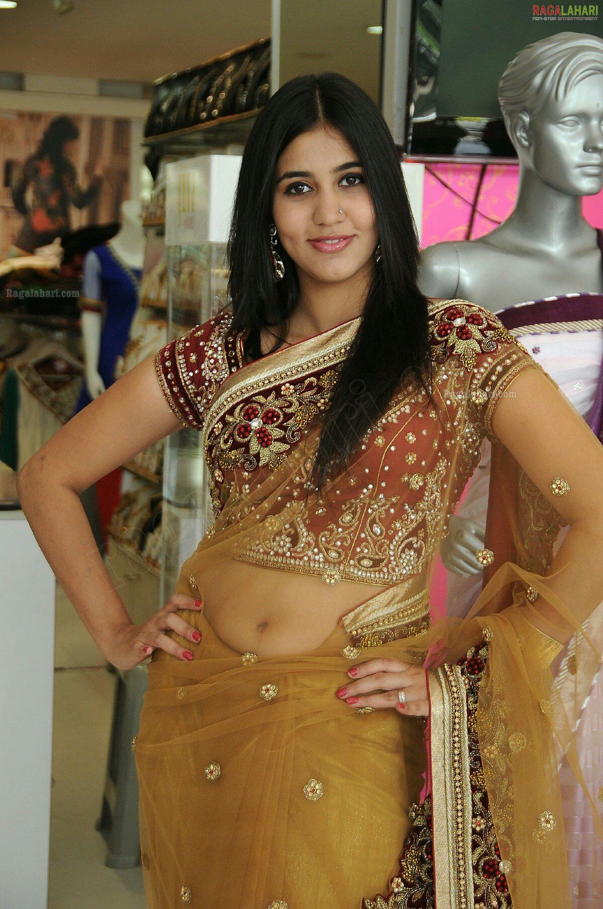 dena nash add Indian Bhabi photo