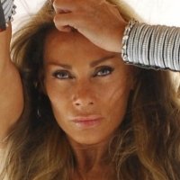brett hacker add Virginia Hey Naked photo