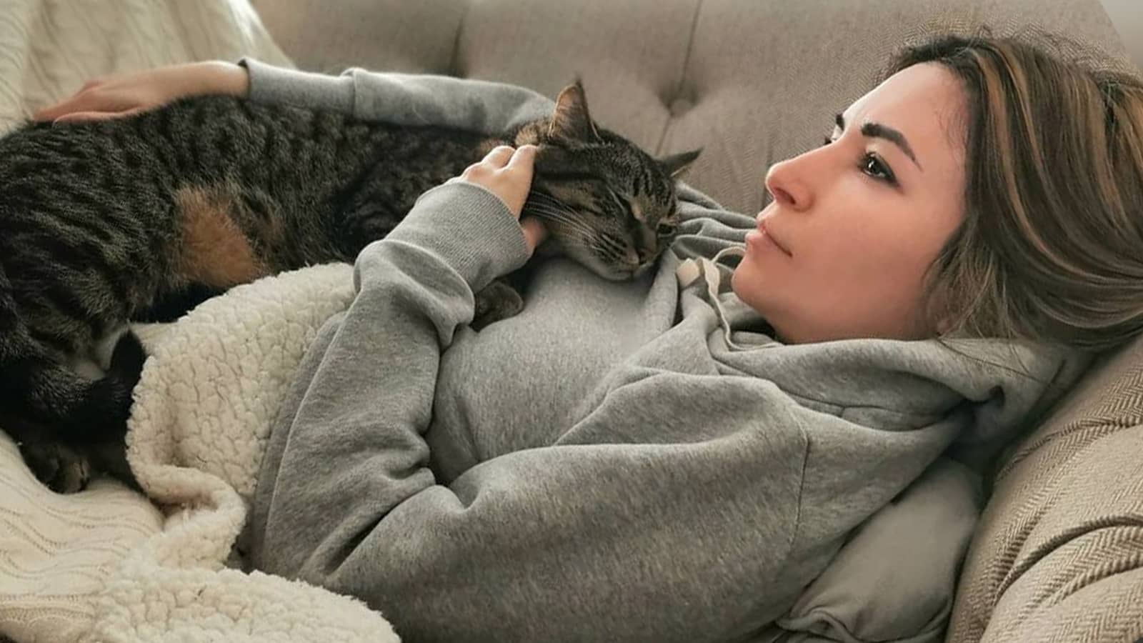 alfred canicosa add Alinity Solo photo