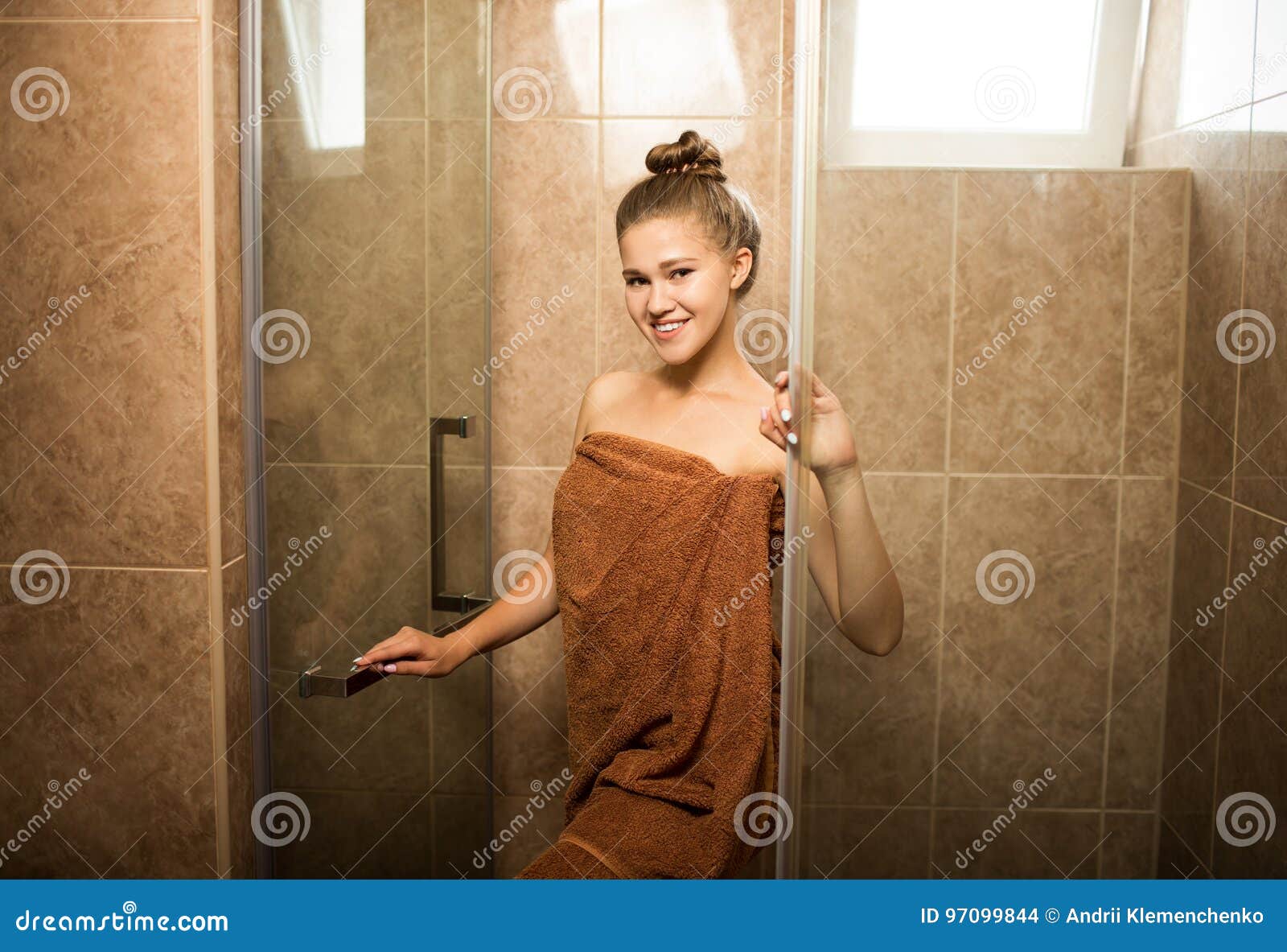 adrian jimeno add Group Shower Women photo
