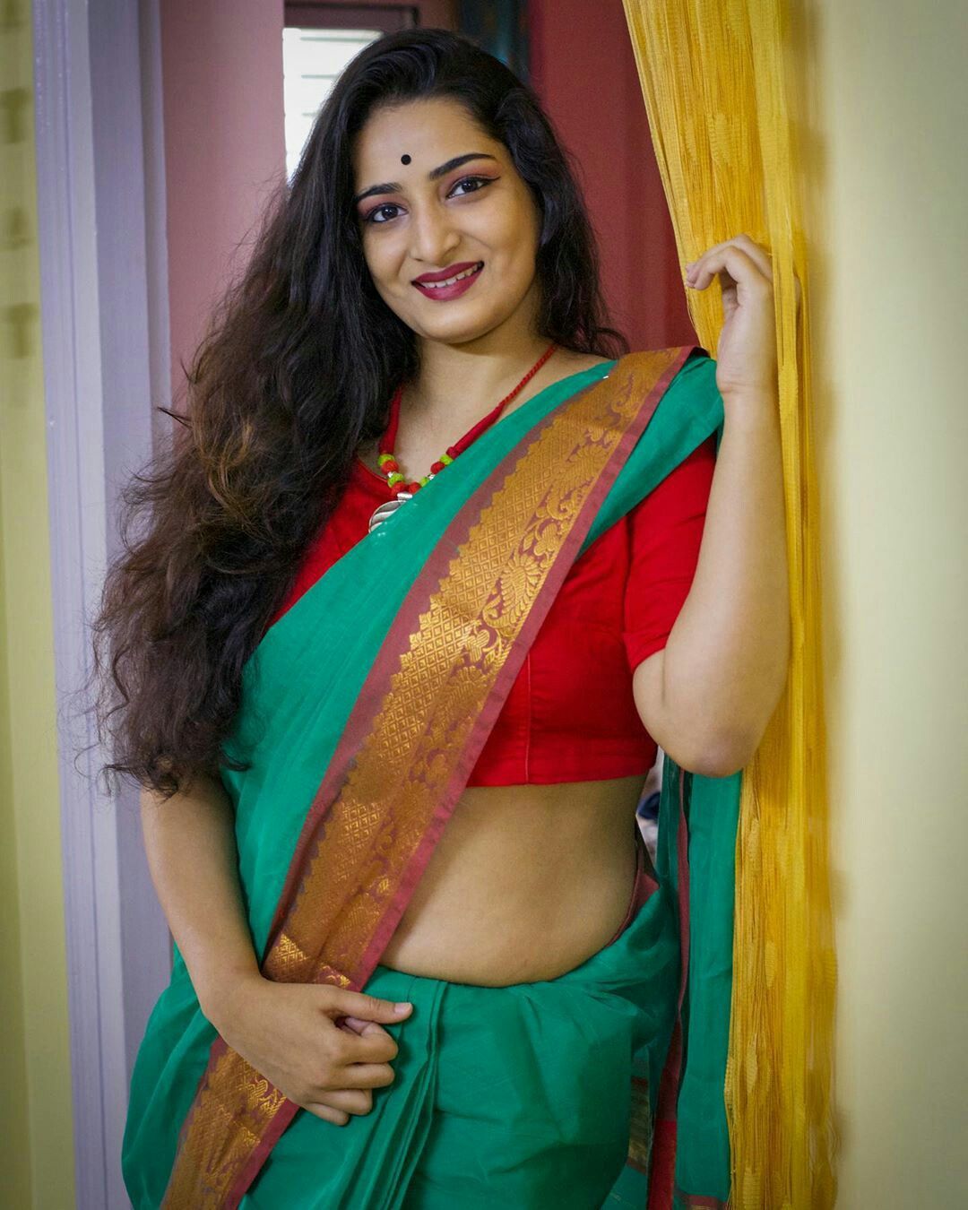 cess tomas add Desi Nude Photoshoot photo