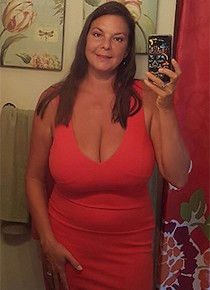 danielle bloomfield add Carrie Moon Pornstar photo