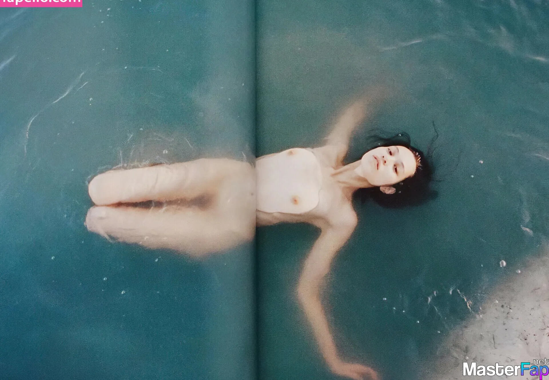 abhishek vit add Kiko Mizuhara Nude photo