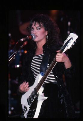 ben mos add Susanna Hoffs Sexy photo