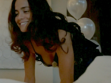adeyemo ibrahim add Alice Braga Nude photo