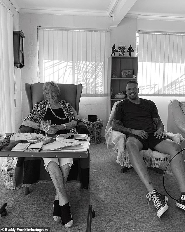 andreas dambakakis add Shared Wife With Buddy photo